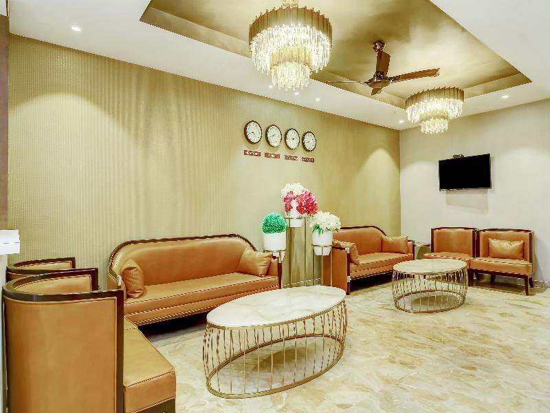 Capital O 28086 Sindhura Grand Hotell Hyderabad Eksteriør bilde